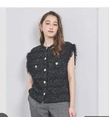 유나이티드 애로우즈 보더 믹스 트위드 니트 베스트