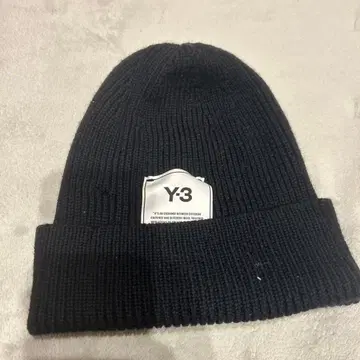 Y-3 블랙 니트 모자