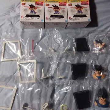 제일복권 드래곤볼 E상 만화 스트럭처 40주년 3개 묶음 판매