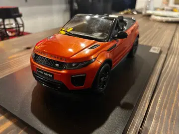 TS 1/18 레인지로버 이보크 컨버터블 오렌지 메탈릭