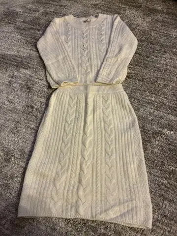 아푸와이저 리셰 새상품 니트 셋업