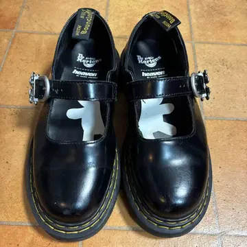 HEAVEN BY MARC JACOBS x Dr.Martens 4UK