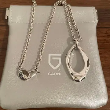 GARNI 가르니 크로케리 실버 목걸이 L