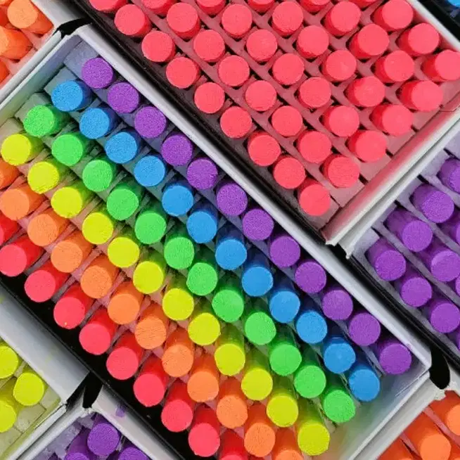 Hagoromo Chalk White + Color + Chalk Holder