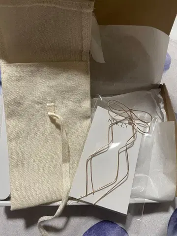 리본 귀걸이 핑크 골드 라지 써지컬 스테인리스