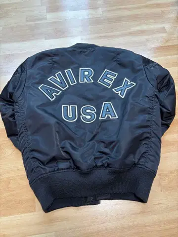 AVIREX MA-1 플라이트 자켓 블랙
