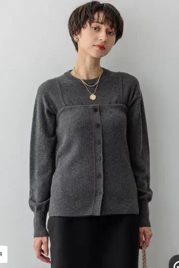 23구 [세탁 가능] 레이어드 뷔스티에 니트의 뷔스티에만