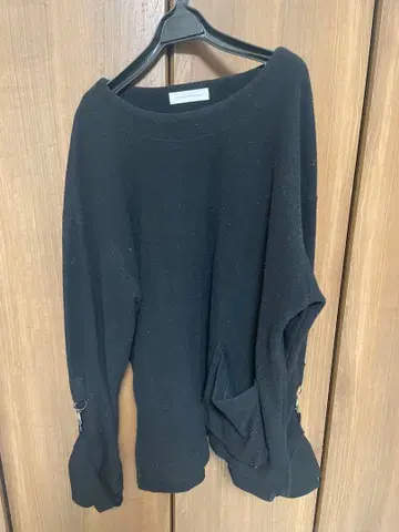 DIET BUTCHER SLIM SKIN 블랙 니트