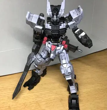 HG 건담 아스모데우스 철혈의 오펀스 우르즈 헌트 완성품