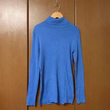 :YURK 리브 터틀넥