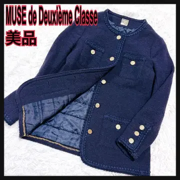 새상품급 뮤즈 두지엠 클라세 노카라 트위드 자켓 골드 버튼