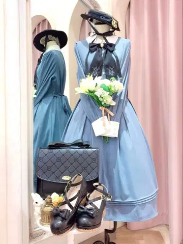 아마벨 미들 원피스 블루 & 캐노티에 블랙