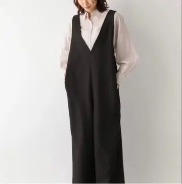 GLOBAL WORK 이지케어 깊은 V넥 살로펫