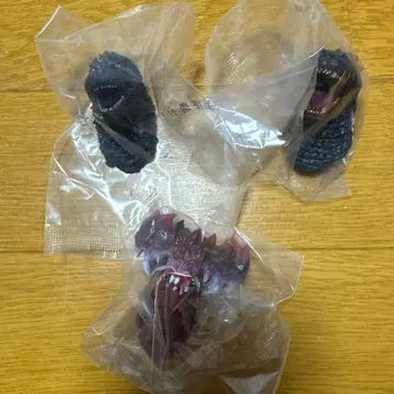 제일복권 고질라 괴수난무~날뛰는 존재~ E상 몬스터 헤드 마그넷 3종