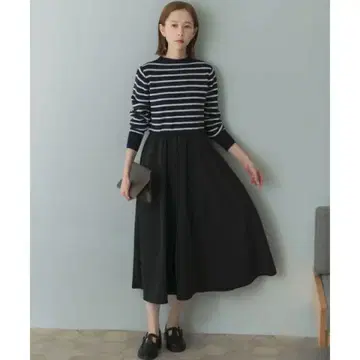 어반리서치 로쏘 보더 니트 도킹 원피스