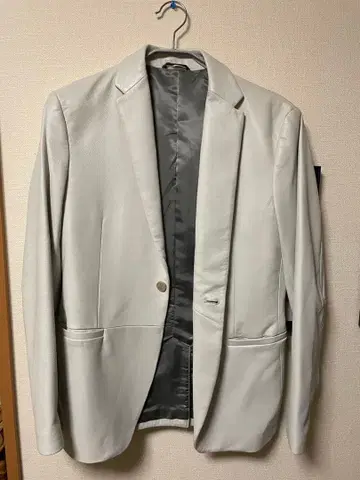 Calvin Klein 화이트 가죽 자켓(c88~94)