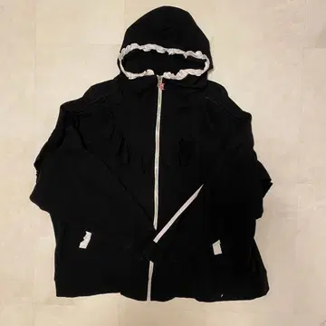 satoi 프릴 후드티 블랙