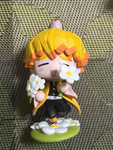 아가츠마 젠이츠 귀멸의 칼날 피규어