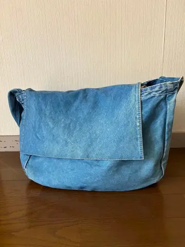 TEMBEA 네이비 나염 NEWSPAPER BAG/BOTANICAL