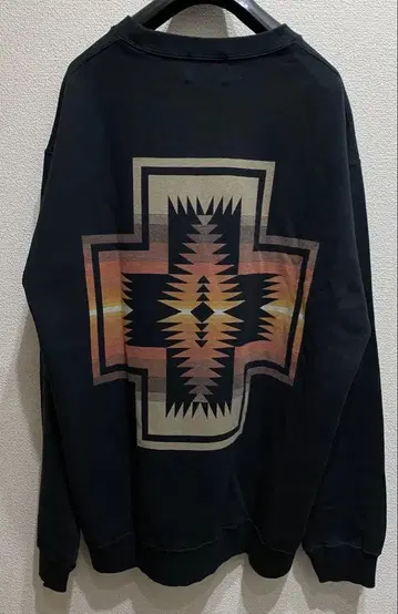 펜들턴 PENDLETON 2025AW 맨투맨 트레이닝복 블랙