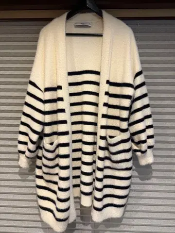 ZARA 보더 니트 롱 가디건