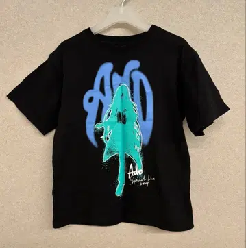 Ado 심장 LIVE T셔츠 [ M사이즈 ]