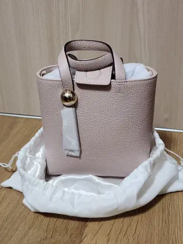 미사용 새상품 FURLA SFERA 세로형 크로스바디 S 핑크