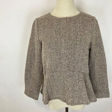 새상품급 le.coeur blanc 블라우스 플럼 헤링본 38 M