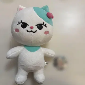 NiziU 마유카 봉제 인형 & 캔 배지