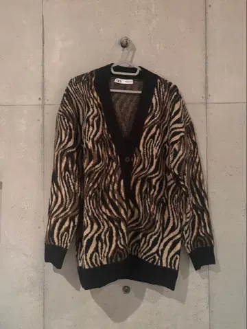 ZARA 애니멀 프린트 울 블렌드 가디건