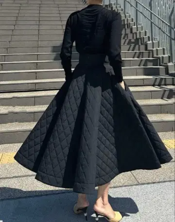 젠느 기능 충전솜 퀼팅 스커트