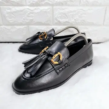 ZARA 태슬 로퍼 23cm A 랭크 블랙 x 골드 새상품급