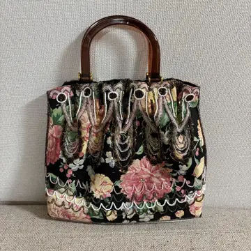 꽃무늬 비즈 핸드백
