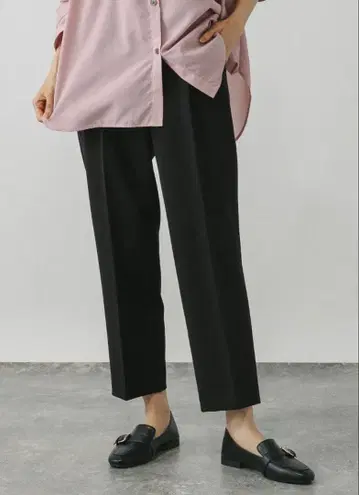 미사용 새상품 GLOBAL WORK 여성 팬츠 우크 실루엣 극치