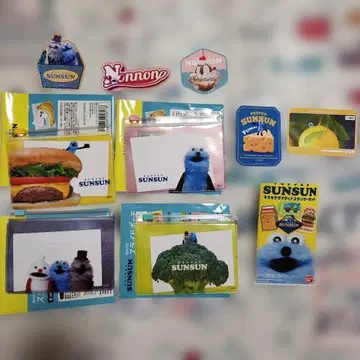 퍼펫 순순 키라키라 다이컷 스티커 슬라이드 파우치