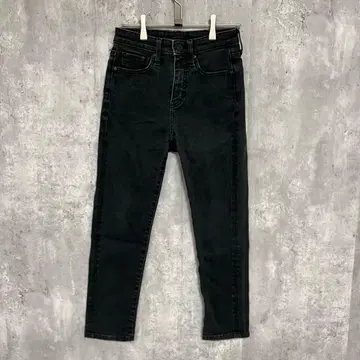 UNIQLO 하이라이즈 스키니 앵클 진 데님 심플 깔끔함