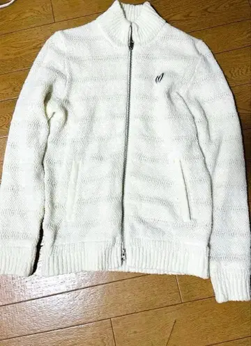 MASTER BUNNY EDITION 화이트 블루종 M 사이즈