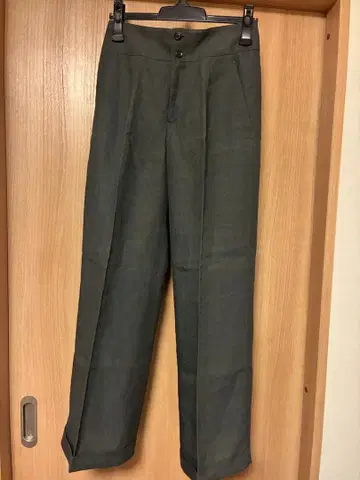 MARGARET HOWELL 다크 그레이 팬츠 I 사이즈 새상품