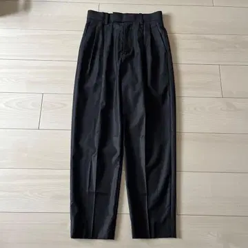 새상품급 STUNNING LURE 스터링 루어 틴트 클린 팬츠