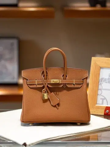 브라운 소가죽 핸드백 25cm