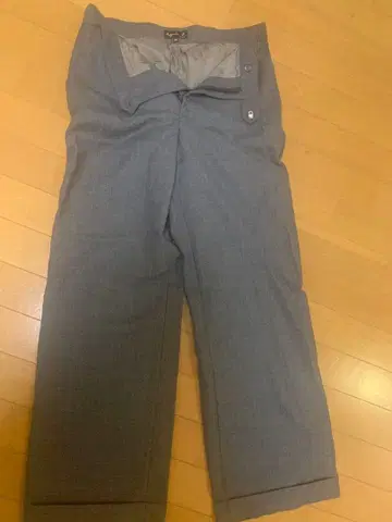 아네스베 그레이 슬랙스