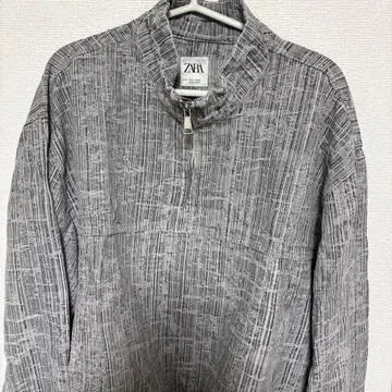 ZARA 그레이 하프 지퍼 자켓