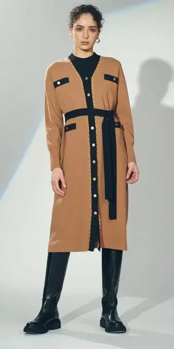 그레이스 콘티넨탈 새상품급 체인 미들 롱 가디건 사이즈 36