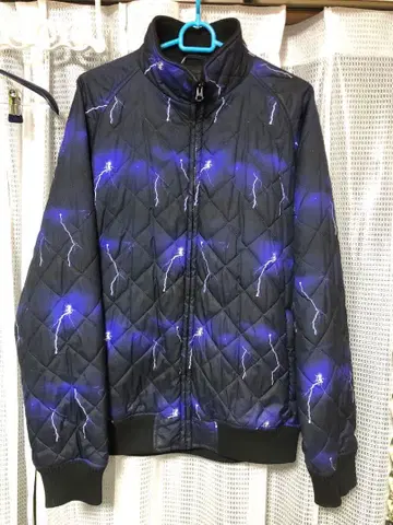 뉴에라 new era 패딩 자켓 M 사이즈