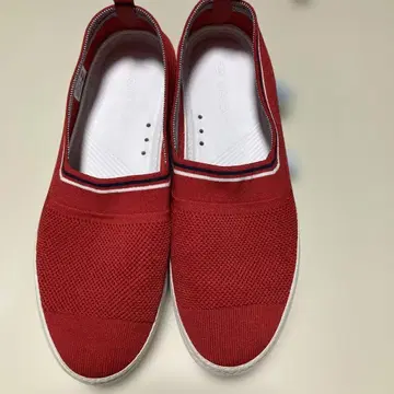 Lacoste 메쉬 슬립온 레드