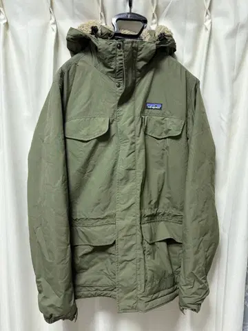 Patagonia 이스트만 파카 M 사이즈