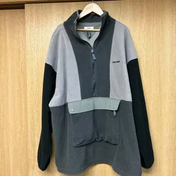Perushu 플리스 자켓 하프 지퍼 그레이/블랙