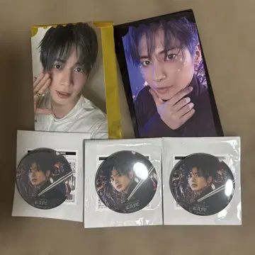 TXT cafe 태형 랜덤 캔 배지