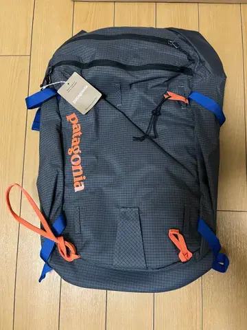 Patagonia 디센조니스트 스노우 팩 37L S 사이즈