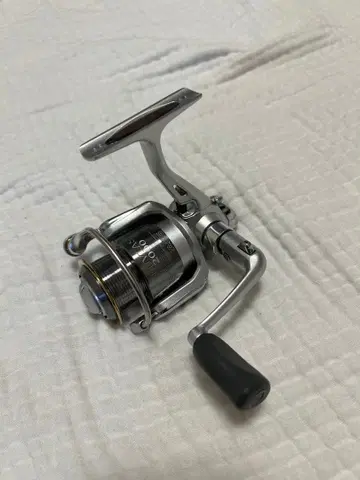 다이와 LUVIAS 루비아스 2000 ABS 스피닝 릴